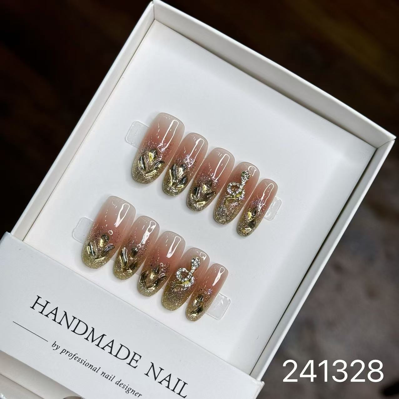 1028- Handmade press on nails fake nails removable