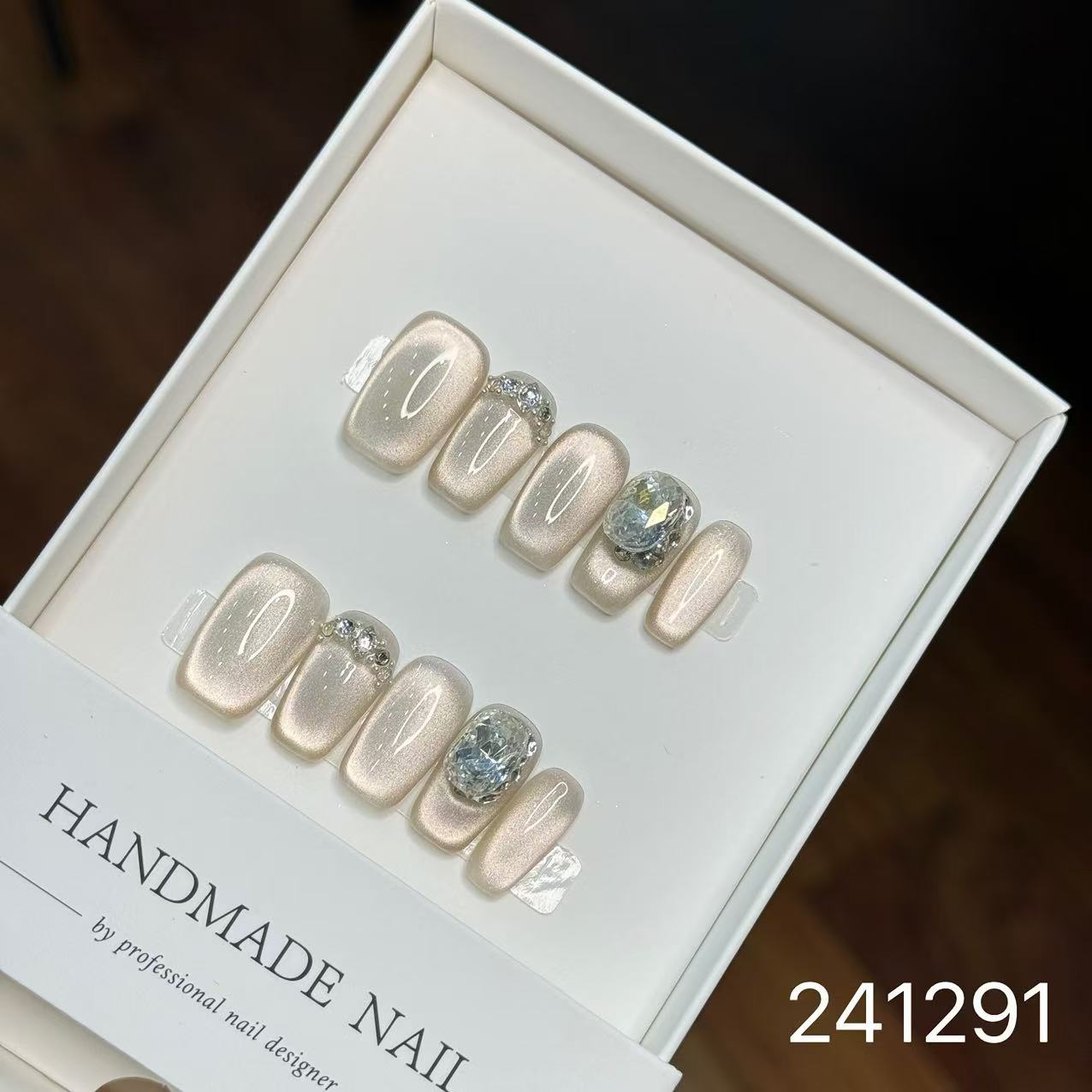 1031- Handmade press on nails fake nails removable