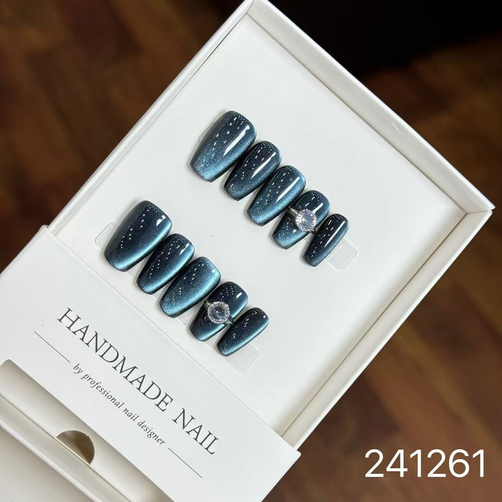 1031- Handmade press on nails fake nails removable