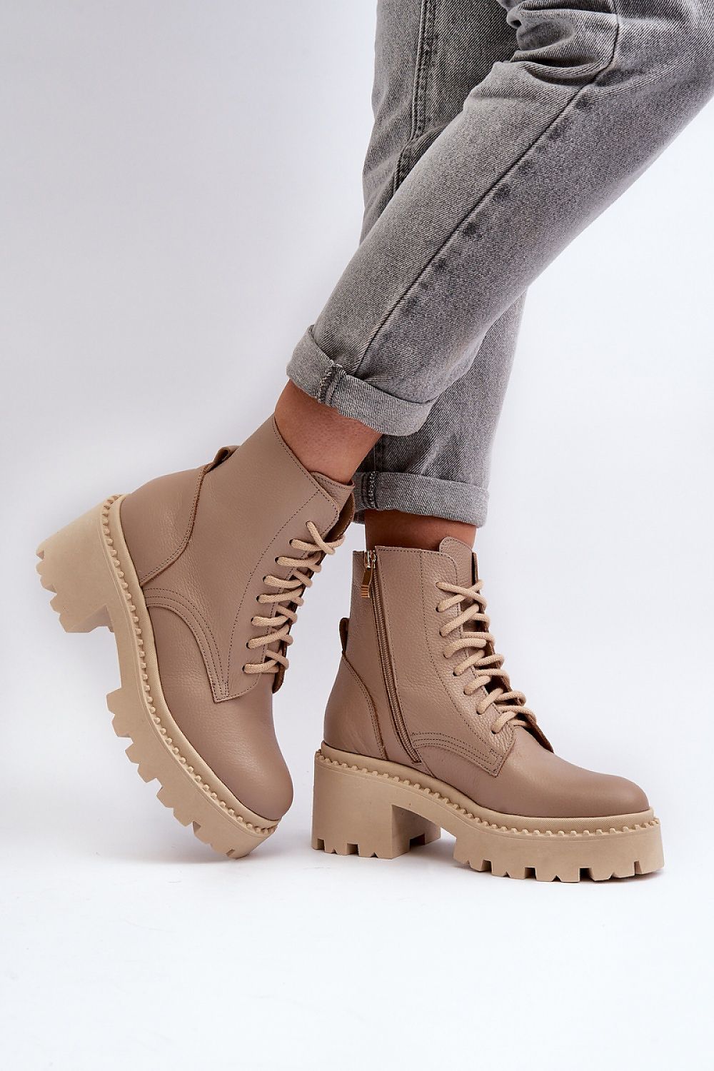 Ravnezza Chunky Leather Lace-Up Boots