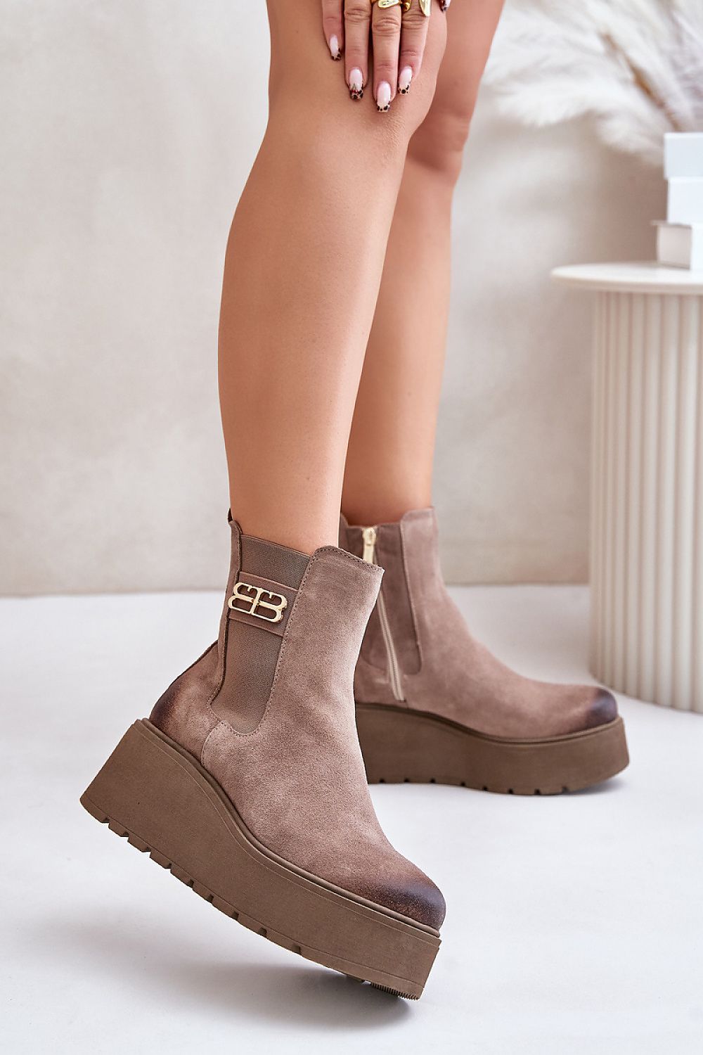 Varelyn Suede Platform Boots