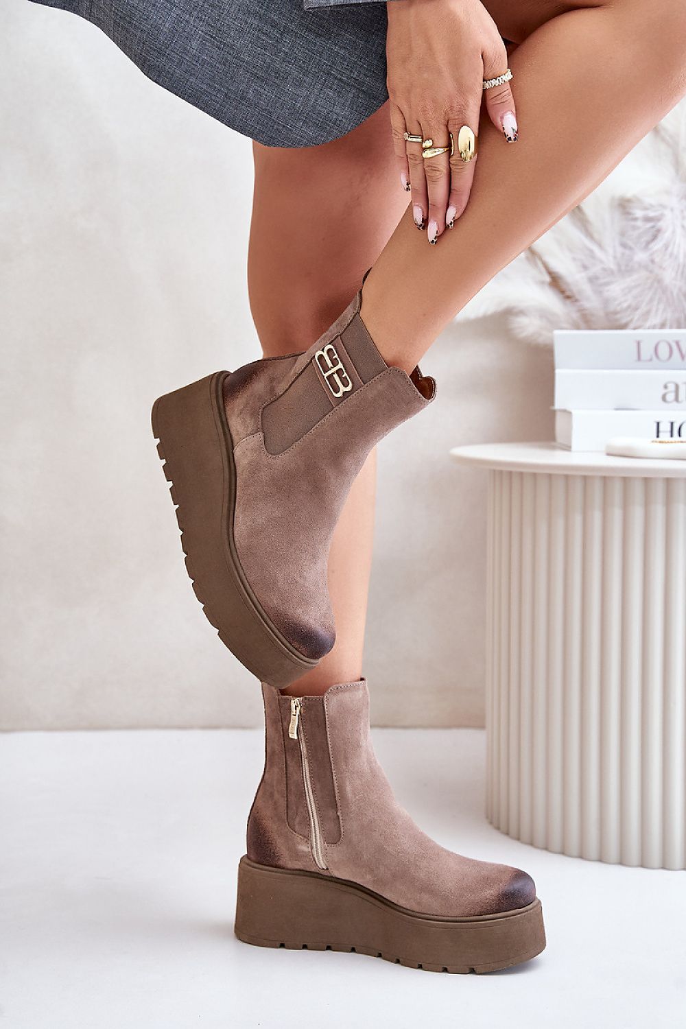 Varelyn Suede Platform Boots