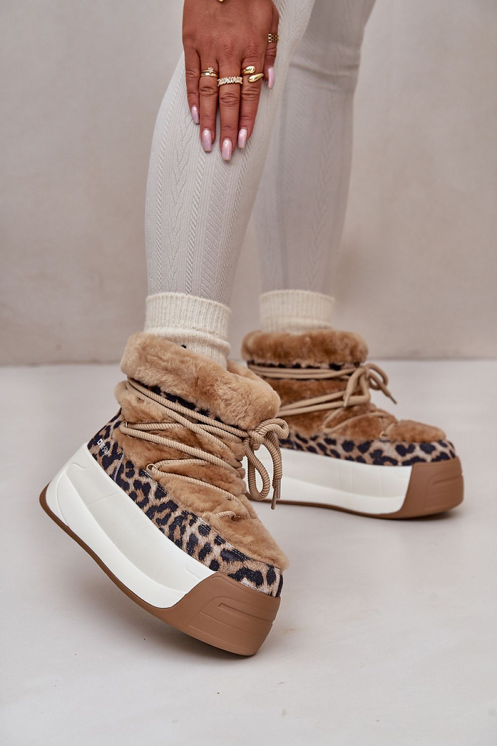 Velmara Fur-Lined Snow Boots