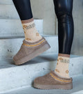 Tavelya Embroidered Winter Snow Boots