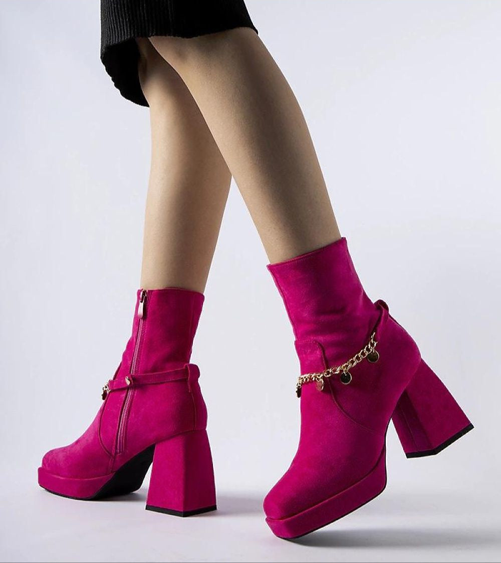 Zelmira pendant square-toe heel boots