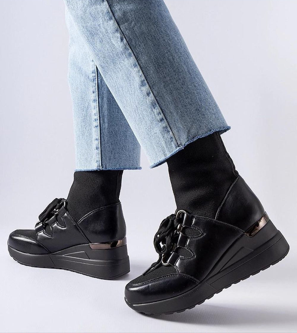 Rochon Black Platform Buskin Boots