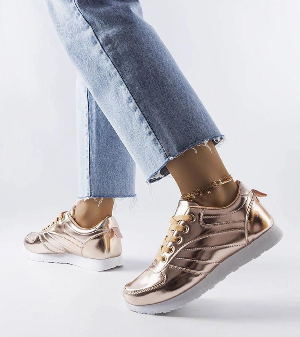 Quirayne Golden Low-Top Sneakers