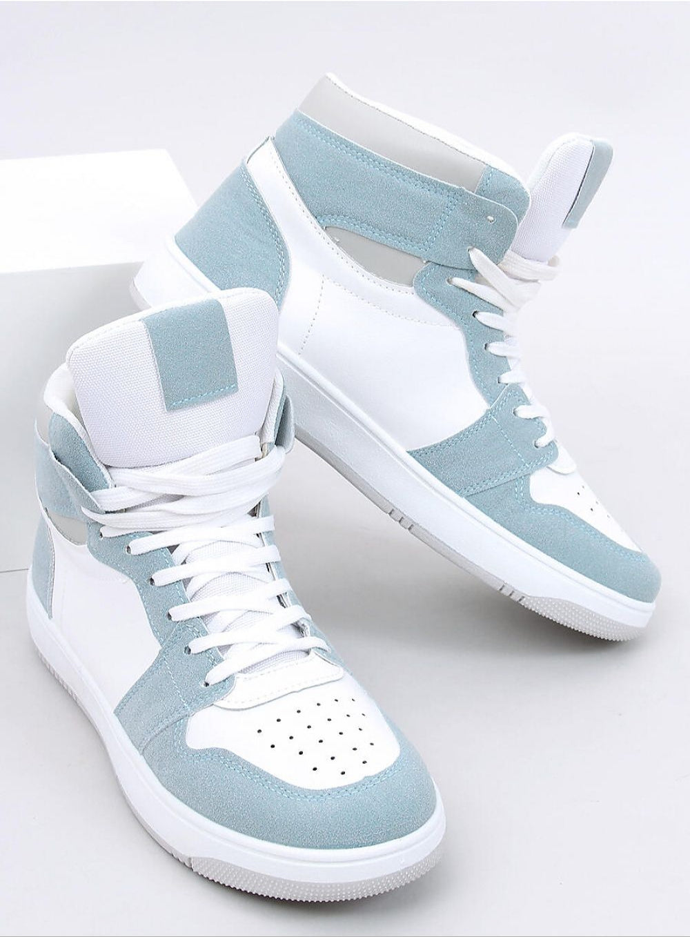 Verdina Colorblock Lace-Up Sneakers